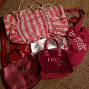 BUNDLE OF VICTORIA SECRET BAGS...